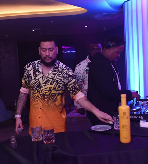 AKA came out of the ‘cold’ box to serve lemonade