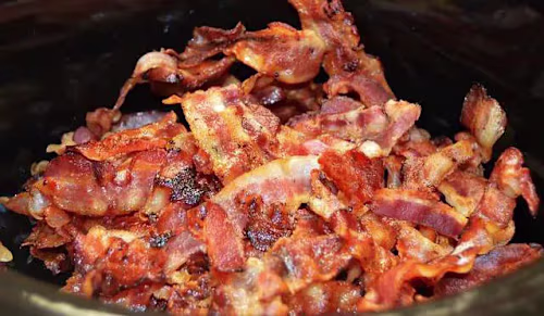 How to Reheat Bacon to Crispy Perfection (4 Easy Ways)