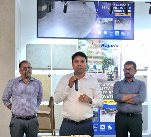 Building Networks in the Marble Industry