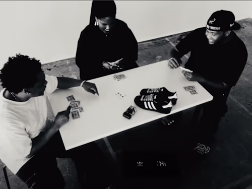 Queens & Kings: A Tale of Two Cities - YouTube