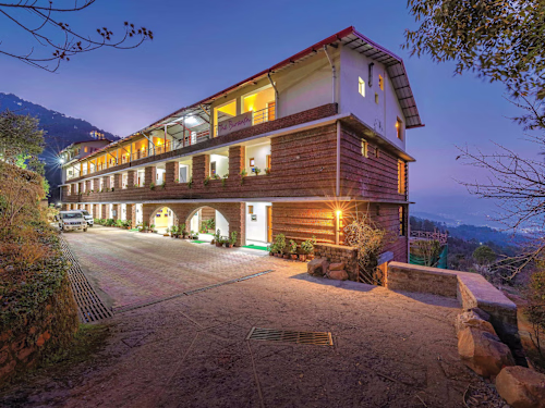 Best Hotel in Kausani - The Buransh