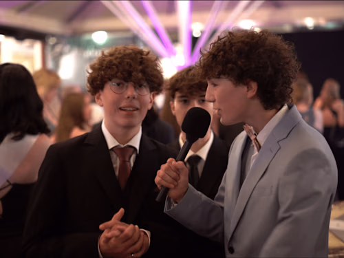 MATURABALL 2023 / Interviews BRG Kremszeile - YouTube