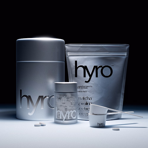 🔗 Hyro - Brand Identity & 3D Product Visualization