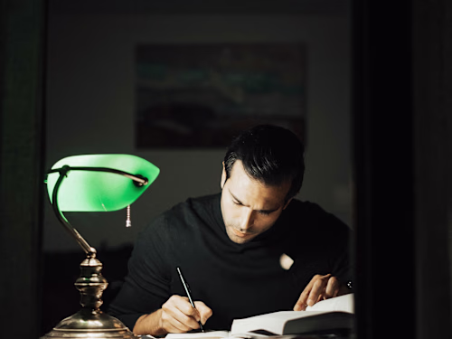 CONTENT AND CREATIVE WRITER