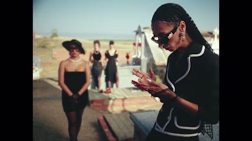 Musicless music video