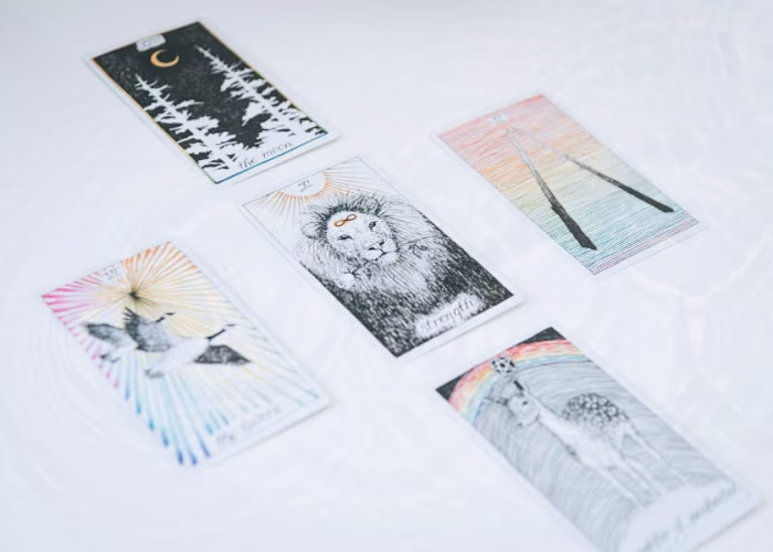 Creating Intuitive Content with Tarot