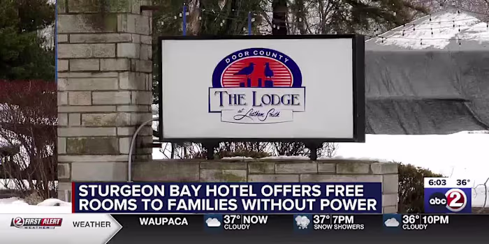 Sturgeon Bay hotel opens its rooms for families without power