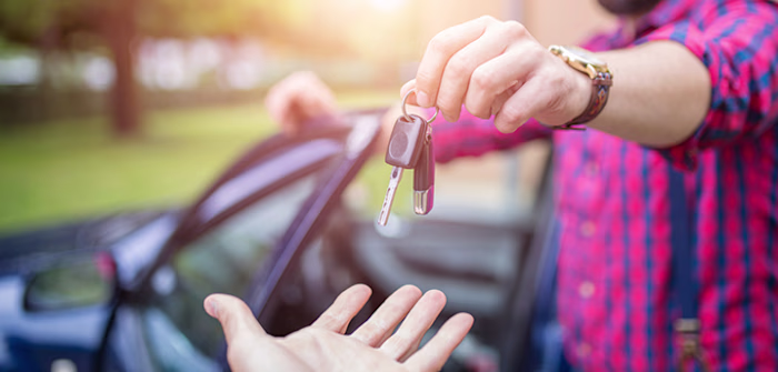 Should I Trade In or Sell My Car? - RateGenius