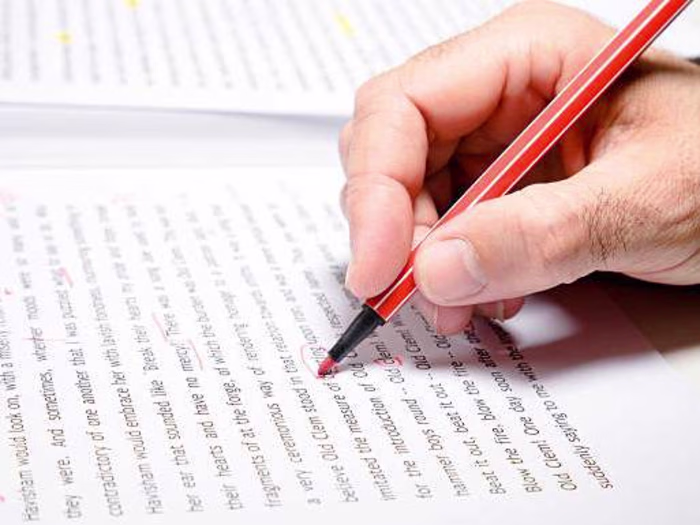 Designing and Copywriting for ICT Projects