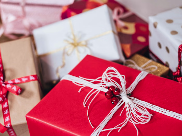 62 Amazing Christmas Gifts for College Guys