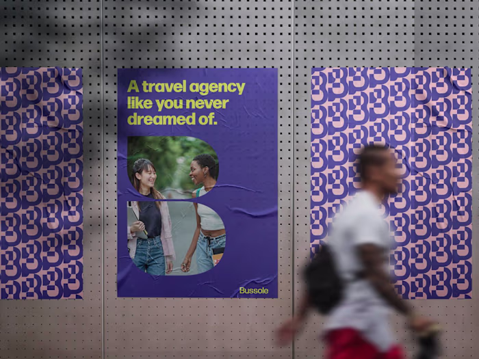 Ebenezer Somado - Bussole | Brand Design