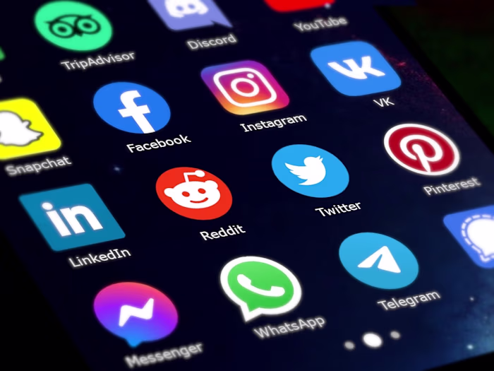  Digital Domination: Social Media & SEO Mastery!