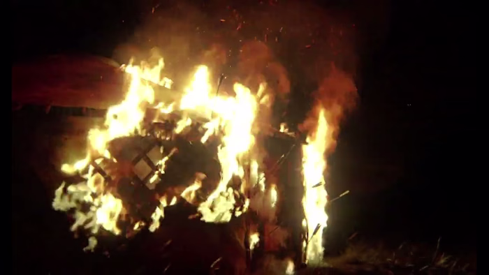 Houdini Cloth & Pyro Clusters - YouTube