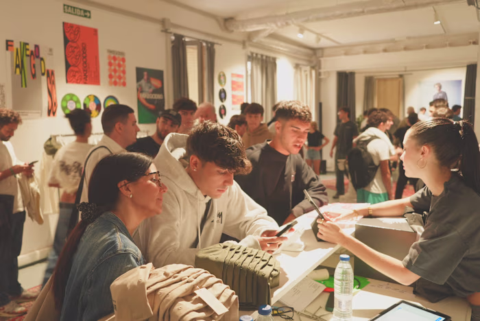 Pop-Up Event Coordination and Design