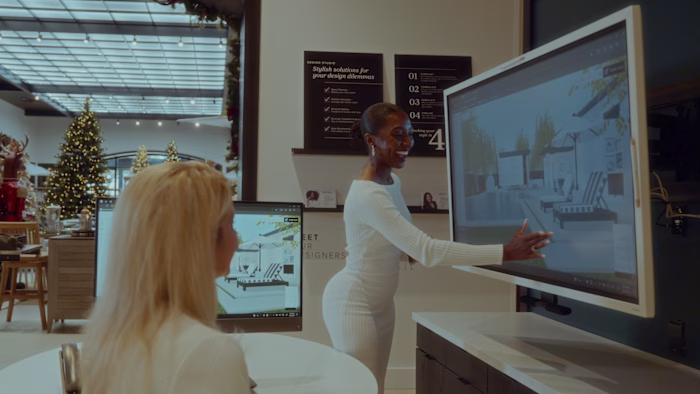 Frontgate brings visual designs to life with Samsung displays
