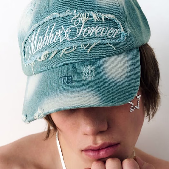 SABINA K 🩷 on Instagram: ”⭐️ photo @lukasrusilas styled @sabbb…