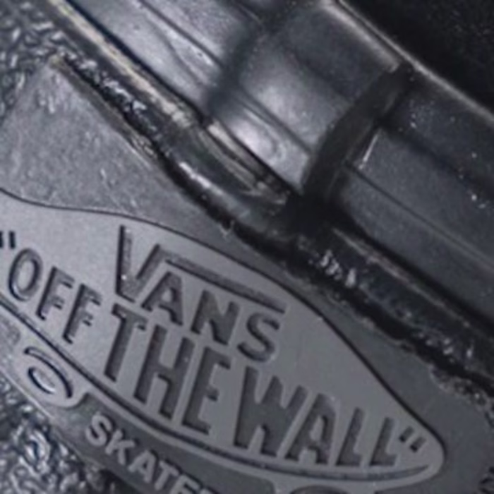 E-Commerce Campaign for Vans