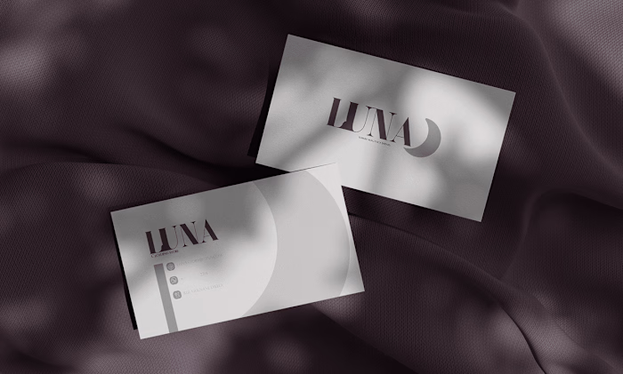 Luna : Logo and business card