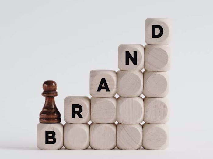 Personal and Product Branding for a Beauty Expert
