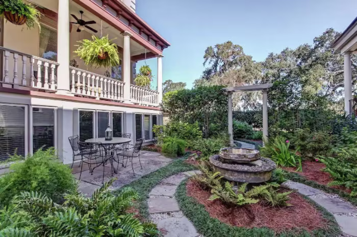 The Perfect Girls Weekend in Savannah, GA