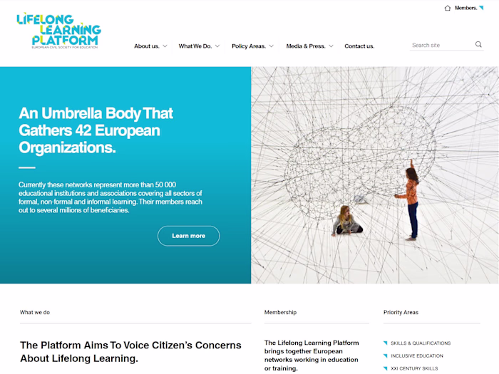 Lifelong Learning Center: Cutting-Edge Web Design for an EU-Fund