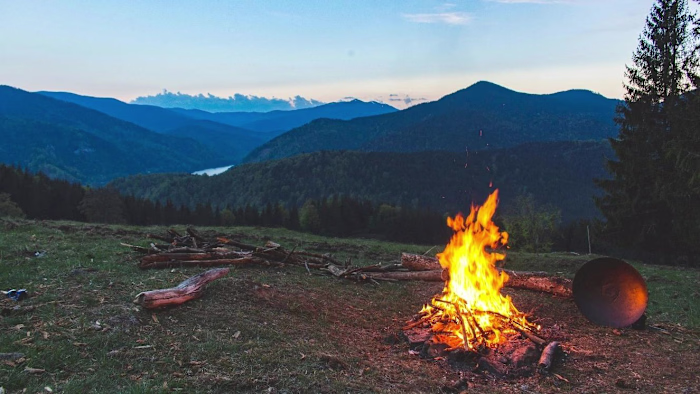 Master These 5 Essential Outdoor Survival Skills