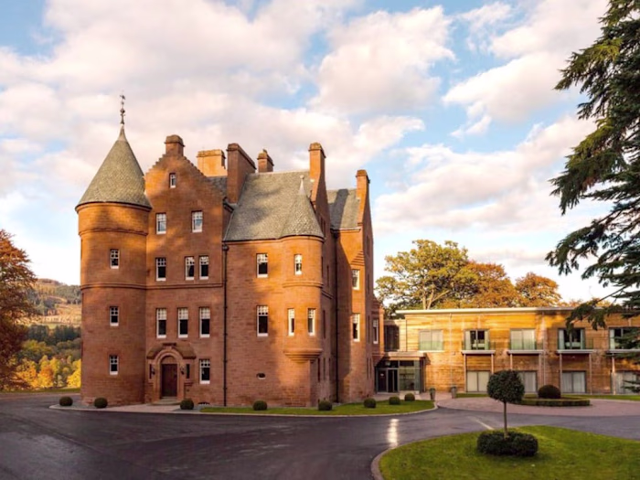 My Side Hustle: Travelpreneur Lifestyle