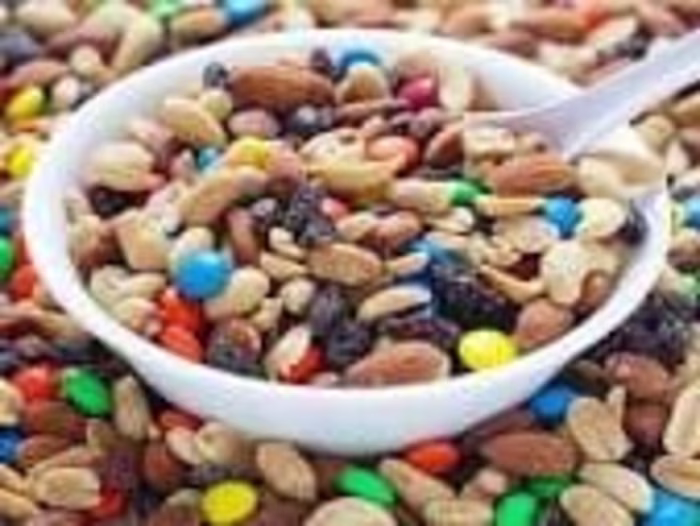 Mock Cooking Blog: A Panty Staple: Trail Mix