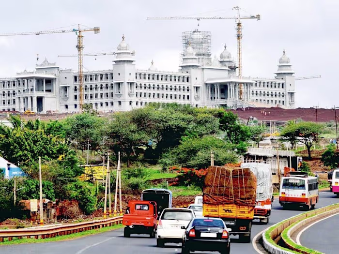 Economic Insights: A Comprehensive Analysis and Research