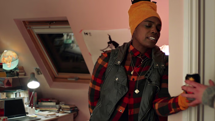 Tango Cinema Ad 2019 | "Head Massager" - YouTube