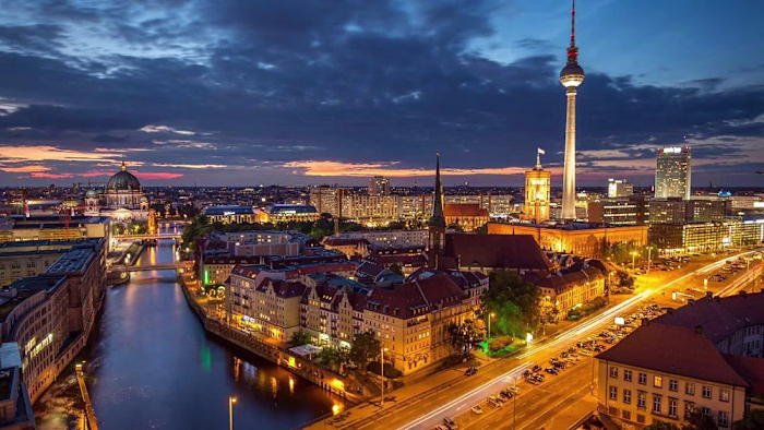 Analysis for Business Entrepreneurs in Berlin - The Battle of t…