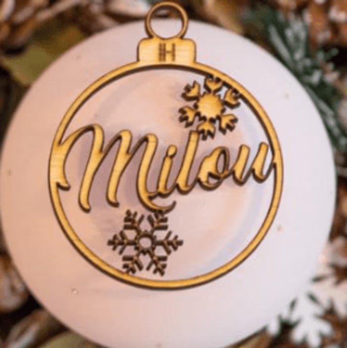 Design a Christmas balls