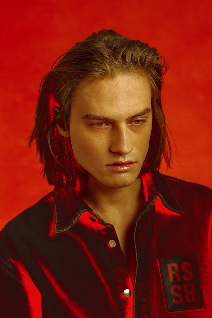 Thumb stopping ad creatives and campaigns powered by AI