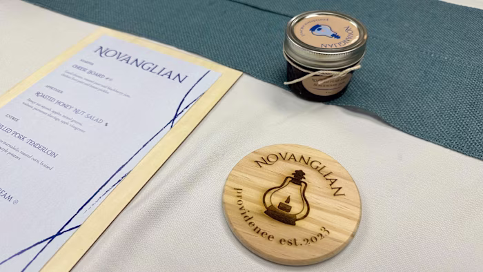 Novanglian Restaurant Design 