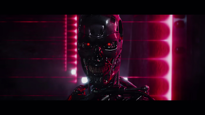 Paramount Terminator Genisys “Man vs Machine: The Future War” F…