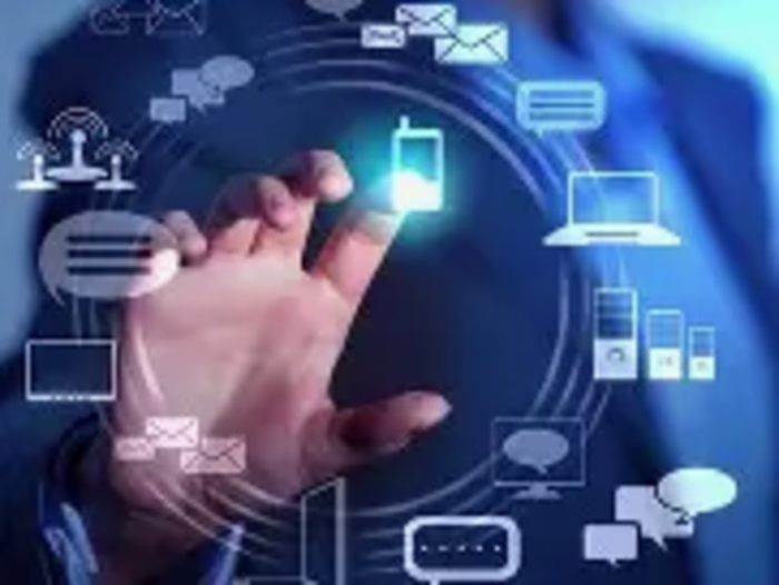 Digital Detoxing in the Modern Era