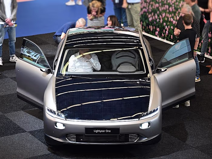 Slapping on a solar panel on the roof of an EV doesn’t give it …