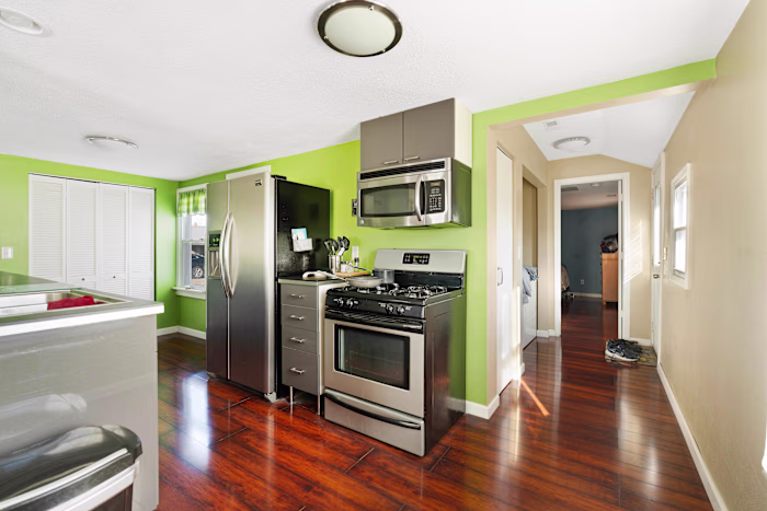 1040 E Southern Ave: