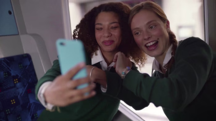 H.Samuel's Television Advert 2018 - Gifting 