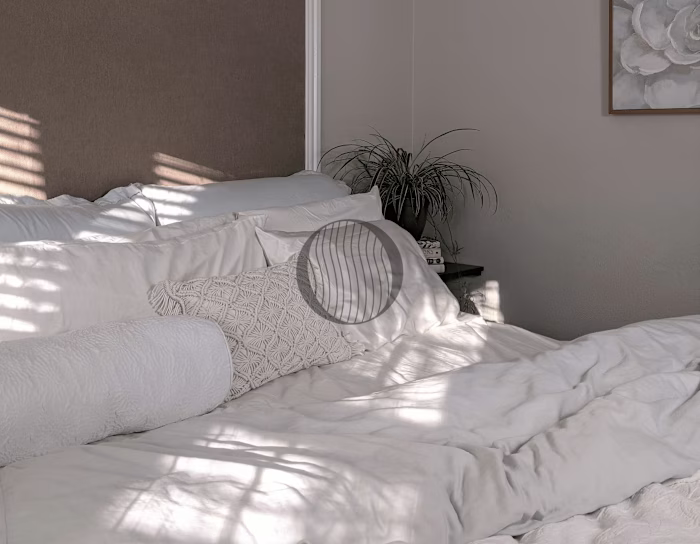 Brand Design for Olara - luxury bedding -