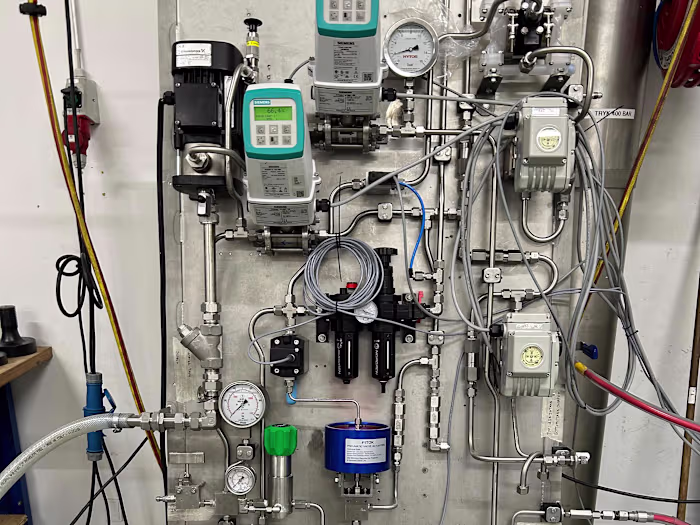 Hydrostatic Test Unit (700 bar)