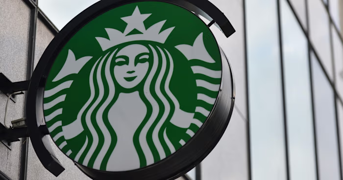 15  Iced Drinks You Can Order Off Starbucks’ Secret Menu