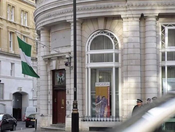 A comprehensive easy on how to go to London from Nigeria 

     