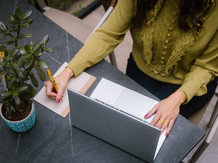 Branded Social Media Content & Grid Template for Alice VA