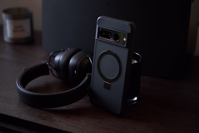 Lonli JIC Phone Case Ad for  Google Pixel 8 Pro on Vimeo