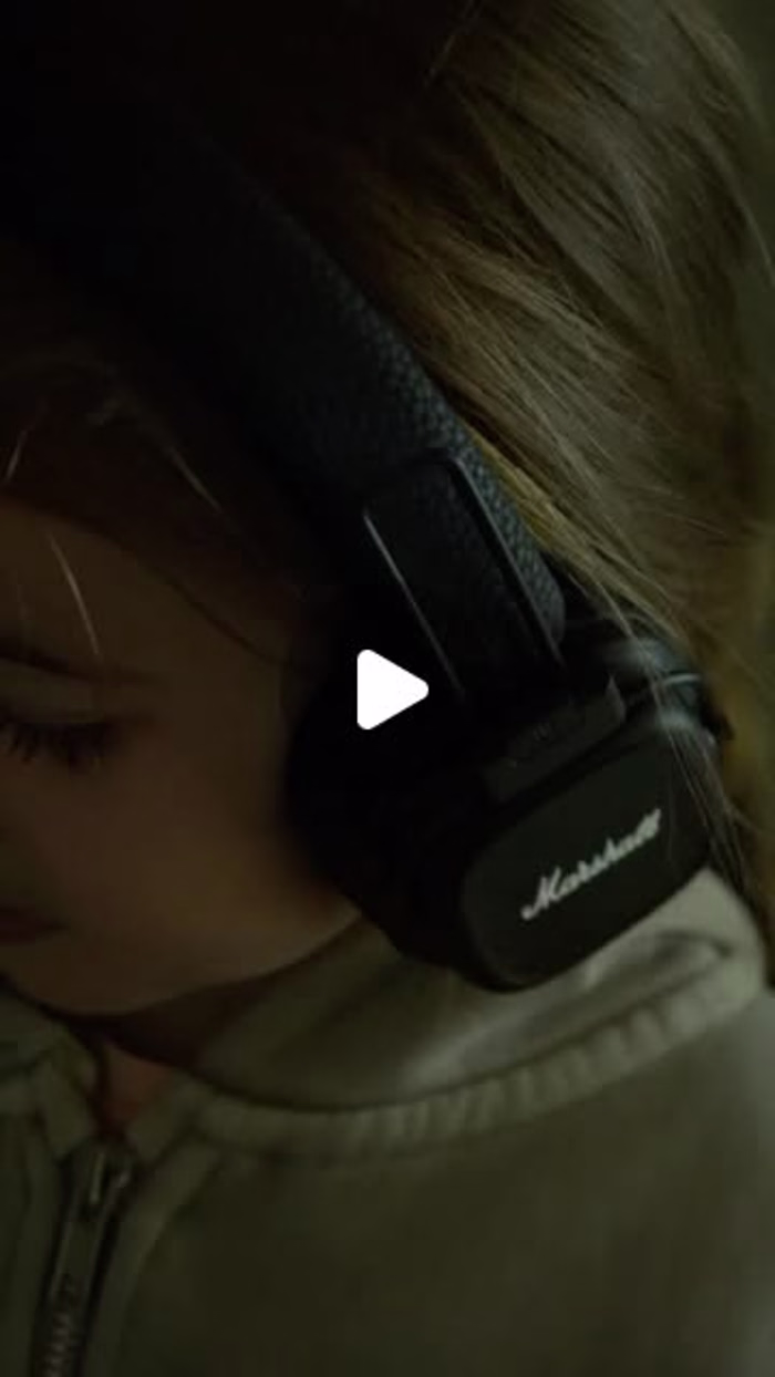 Dana on Instagram: “Marshall headphones sound check😌 #filmisno…