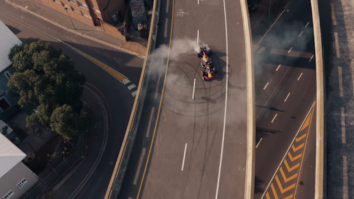 Red Bull | Taxi vs. Coulthard