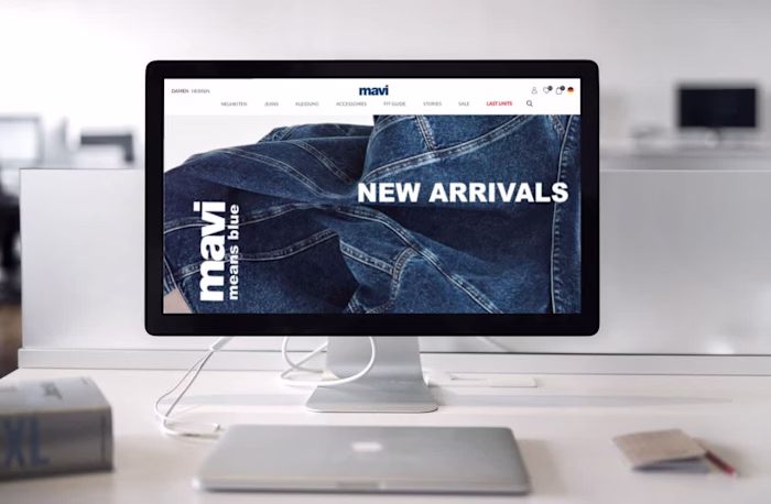 Advertising Design for Mavi Jeans 