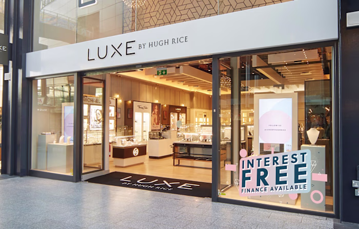 Awareness Campaign for a fashion-focussed Jewellery retail chain