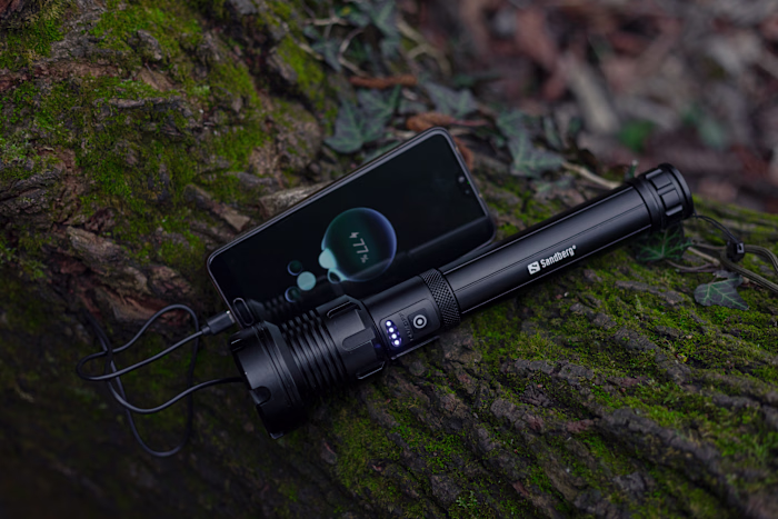 Outdoor Survival Torches Video Campaign (Sandberg 2025)